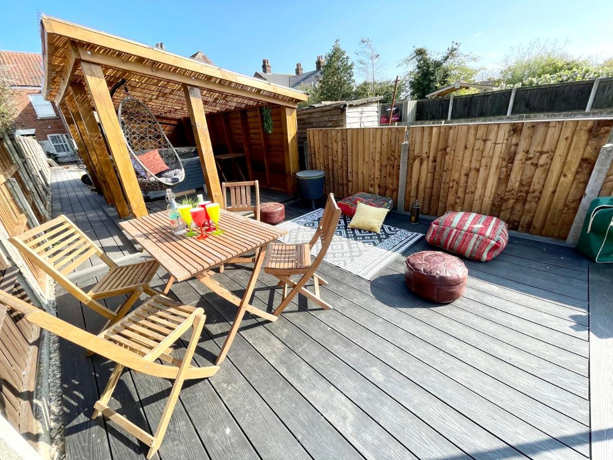 Coastal Terrace Dogs Welcome Optional Hot Tub Villa Sea Palling Exterior foto